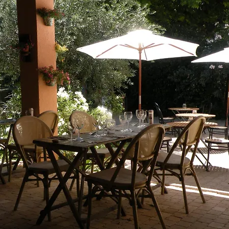 Maison D'anvers 4*