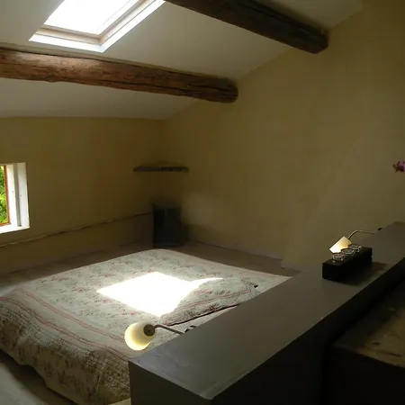 فندق مبيت وإفطار Maison D'anvers Valréas